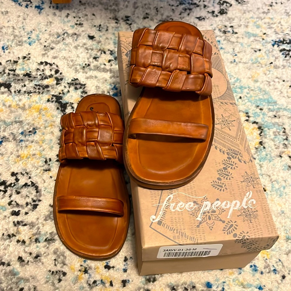 Free people-Woven river sandal